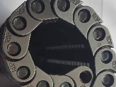 重叠性带防护帽的无声齿形链带