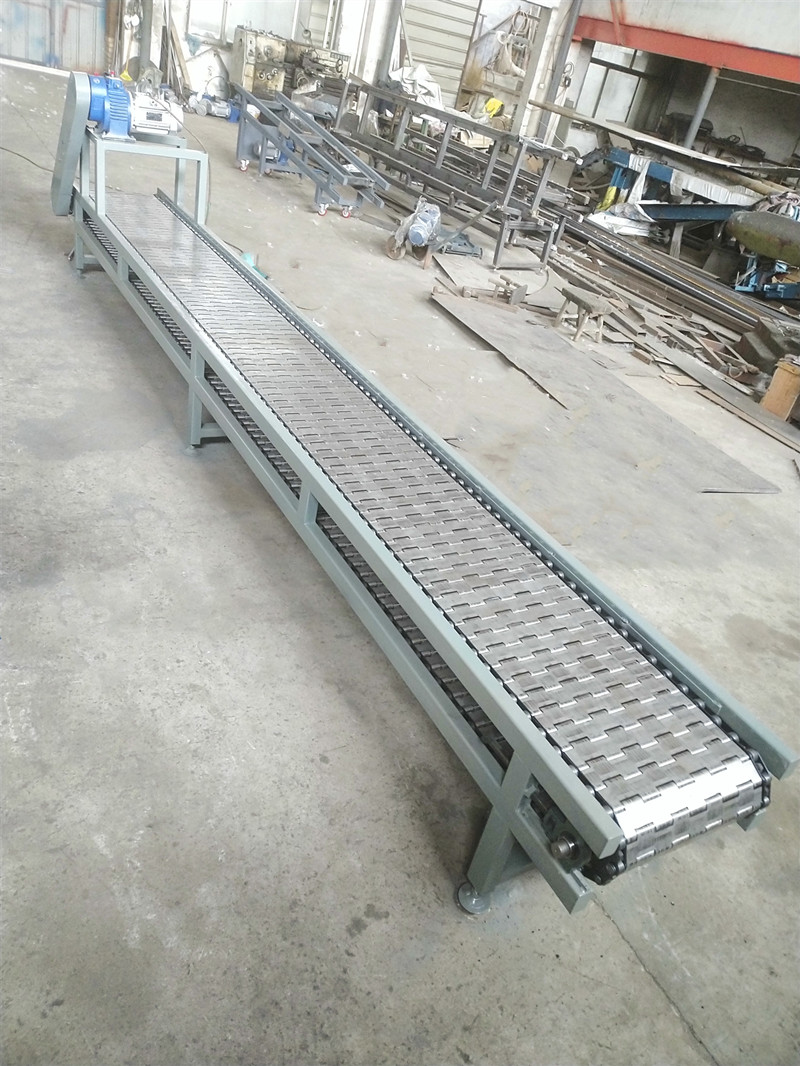 荣达 链板输送机 传送带 链板输送机用途广适合各类生产行业 支持非标定制 专业师傅现场设计 根据客户需求定做欢迎咨询